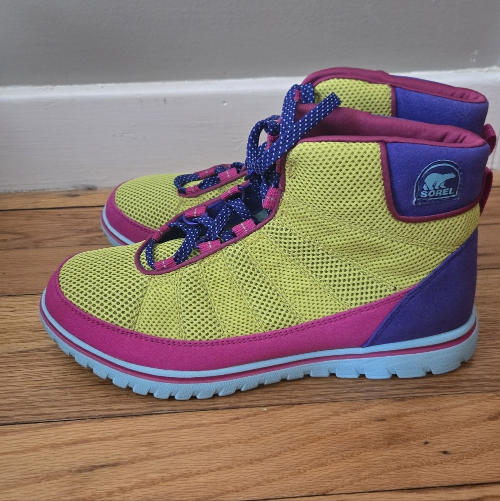 NWOT Sorel Tivoli Go High Top Sneakers Shoes Multicolor